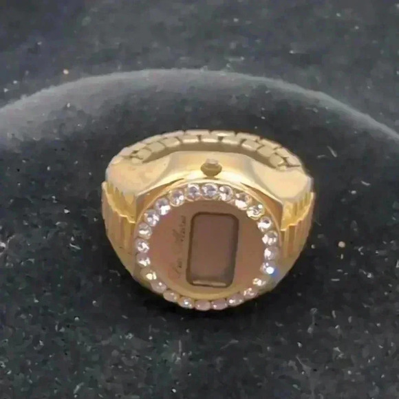 Lady Mayfair Digital Ring Watch Gold Tone Expandable Band - Picture 2 of 5